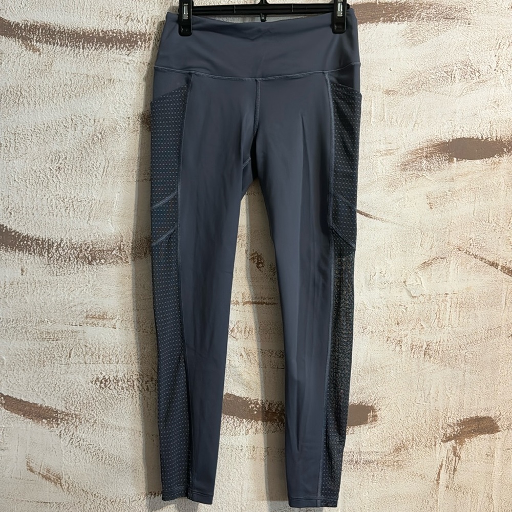 Victoria Sport Knockout Leggings